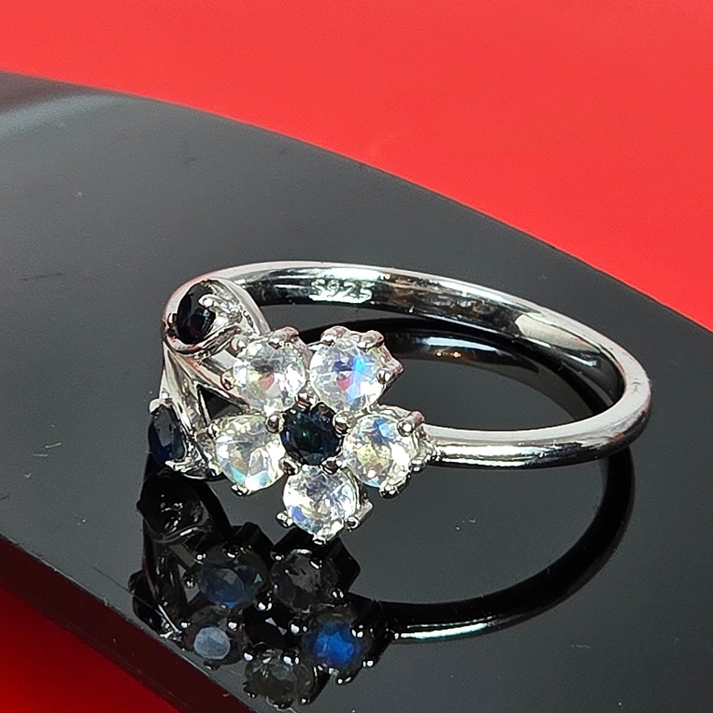 925 Sterling Silver Ring Sz 7.75 with Natural Sapphire & Moissanite